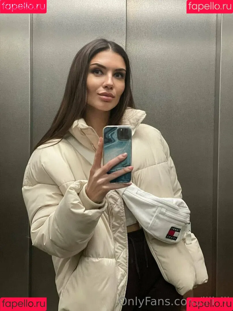 vika_ua Onlyfans Photo Gallery 