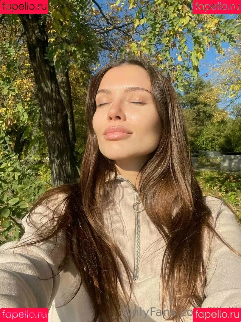 vika_ua Onlyfans Photo Gallery 