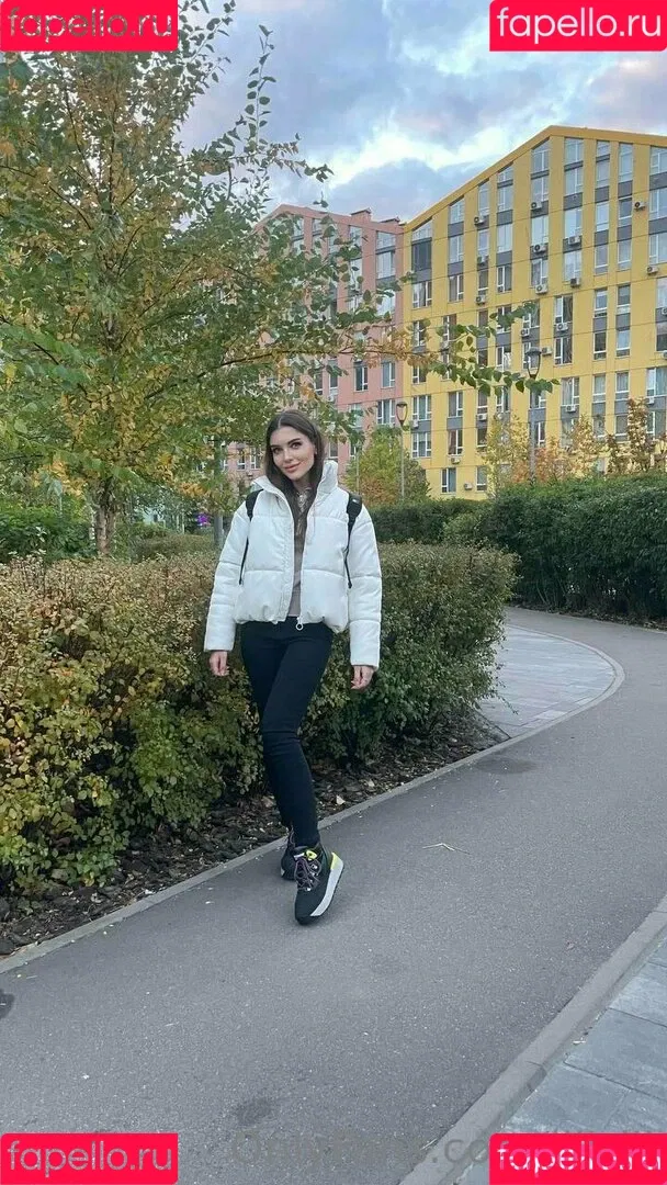 vika_ua Onlyfans Photo Gallery 