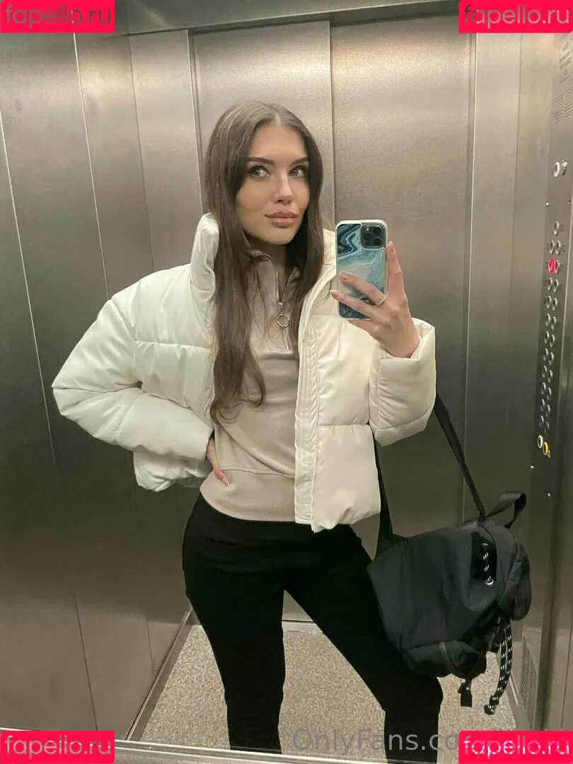vika_ua Onlyfans Photo Gallery 