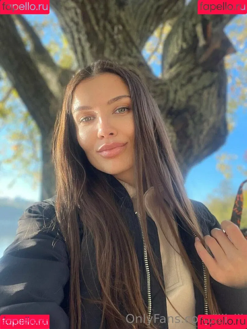 vika_ua Onlyfans Photo Gallery 