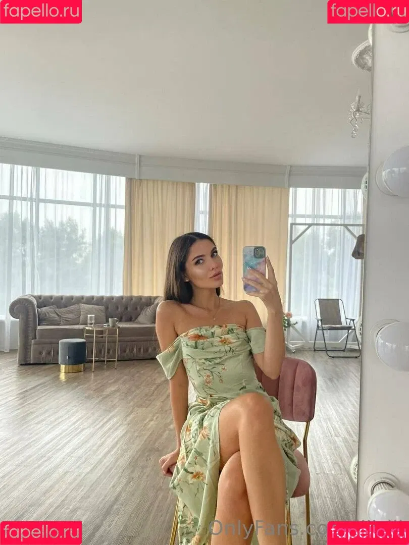vika_ua Onlyfans Photo Gallery 