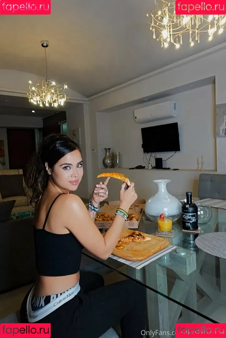 karlaamarie Onlyfans Photo Gallery 
