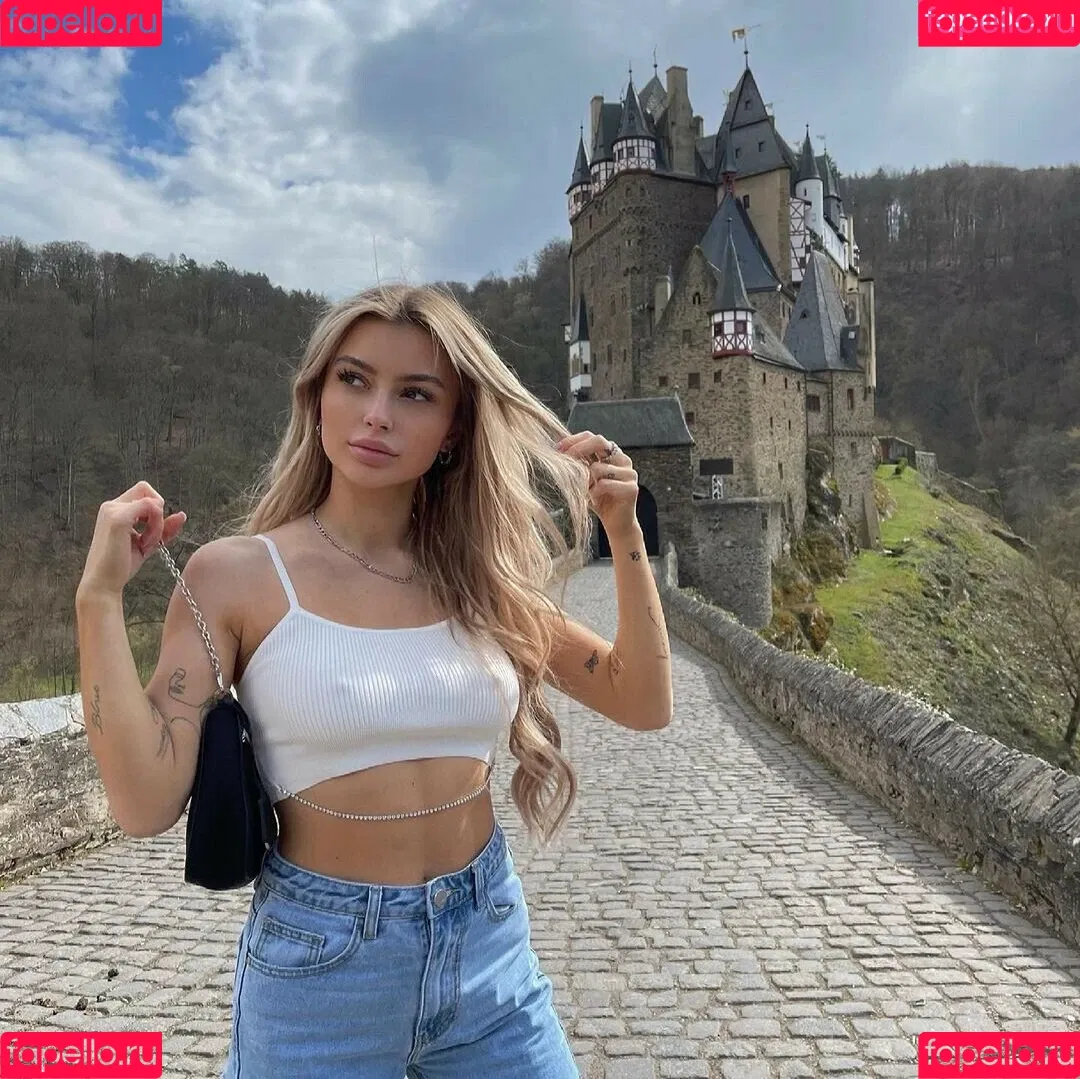 Linabmn Onlyfans Photo Gallery 