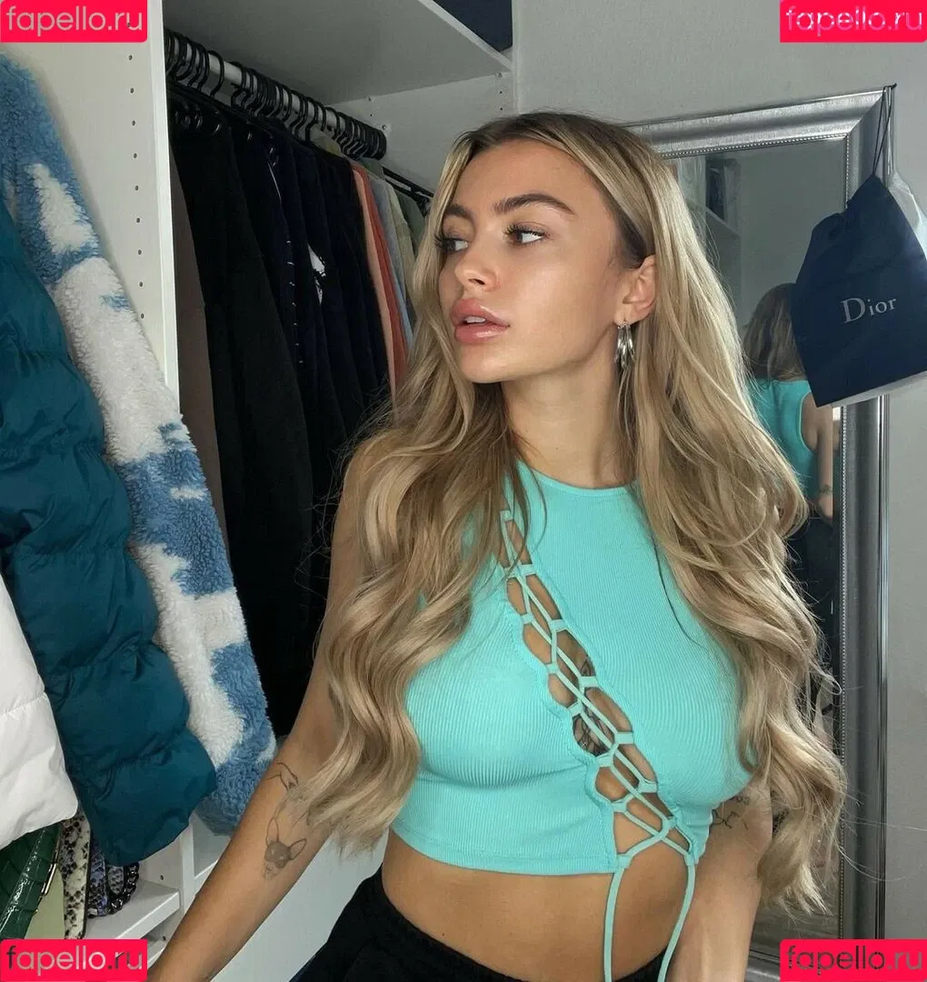Linabmn Onlyfans Photo Gallery 