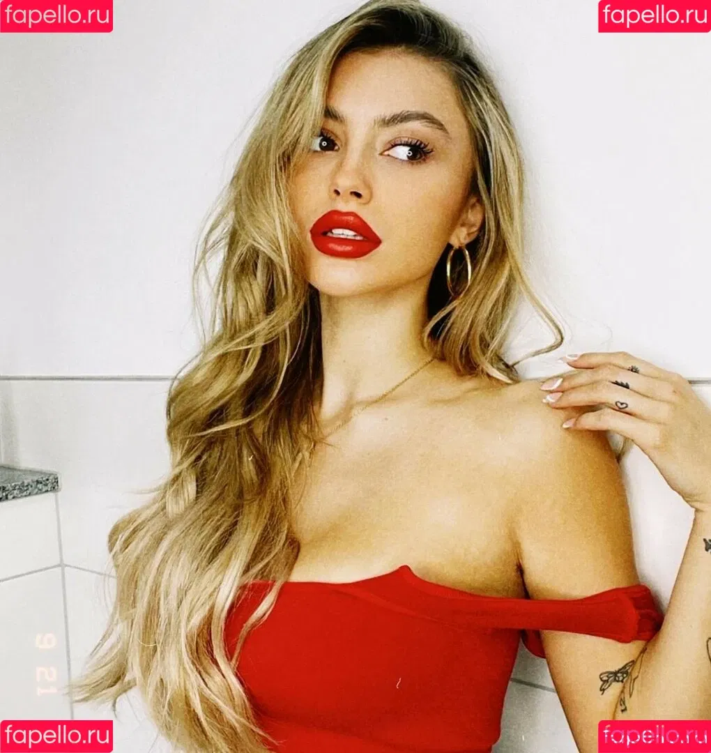 Linabmn Onlyfans Photo Gallery 
