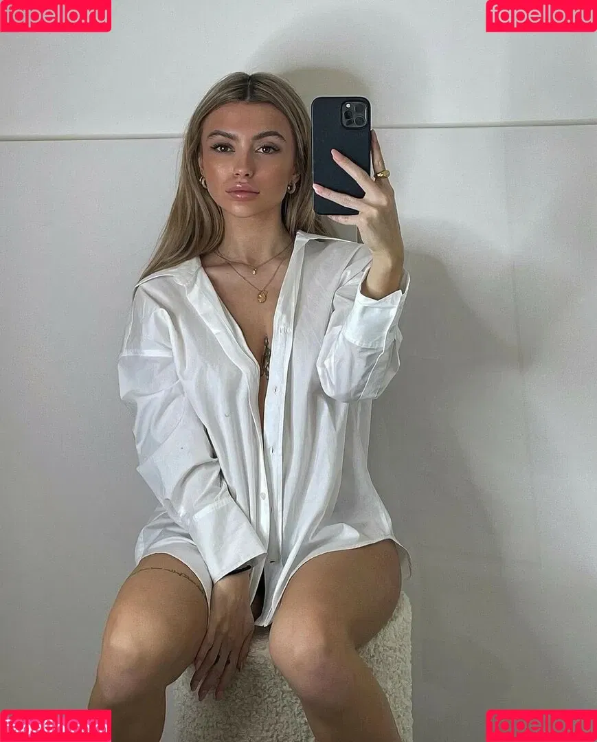 Linabmn Onlyfans Photo Gallery 