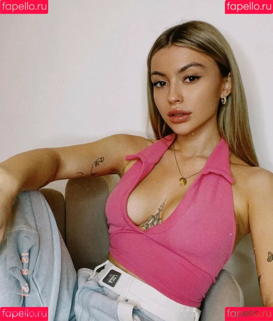 Linabmn Onlyfans Photo Gallery 