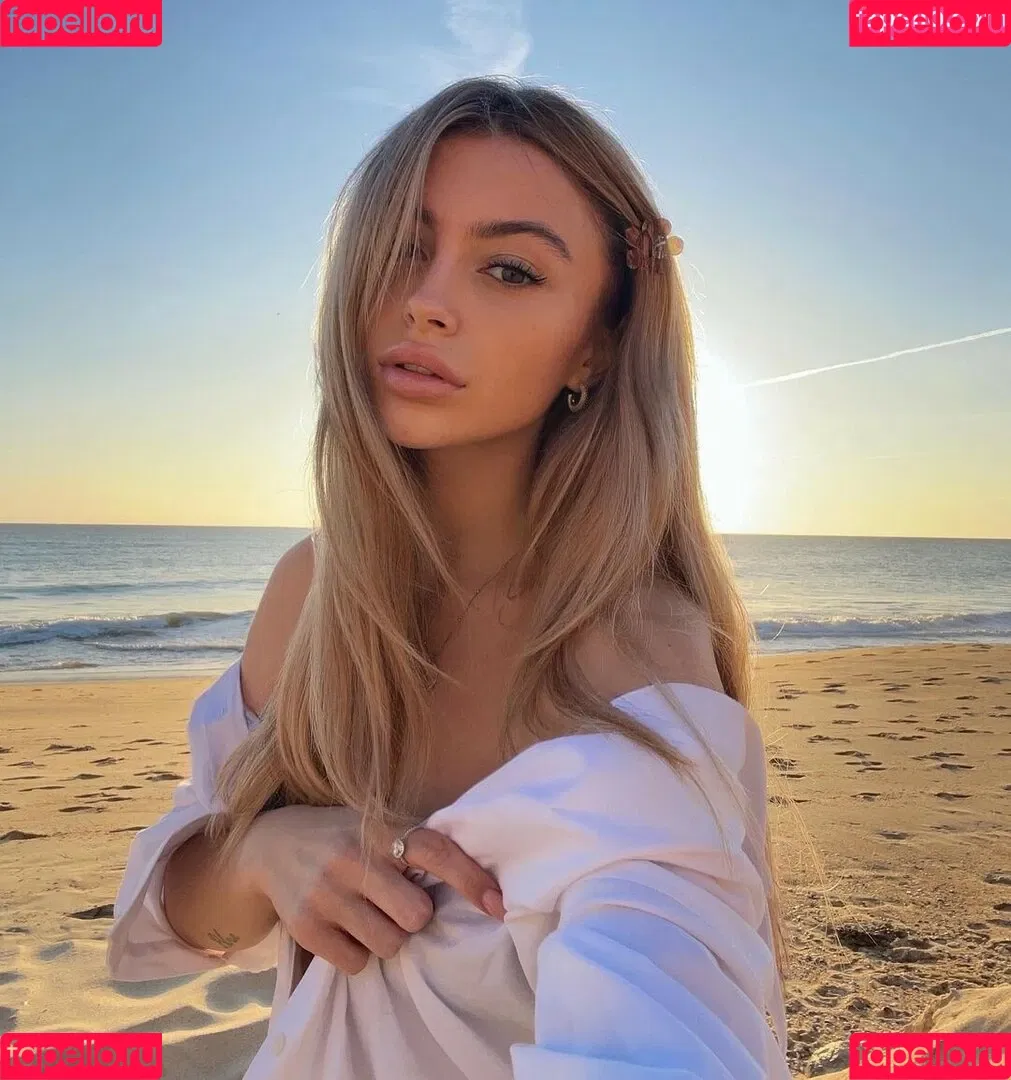 Linabmn Onlyfans Photo Gallery 