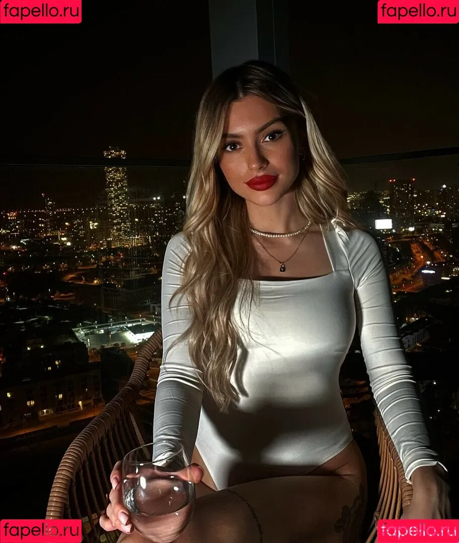 Linabmn Onlyfans Photo Gallery 