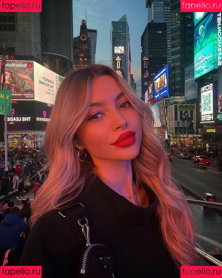 Linabmn Onlyfans Photo Gallery 