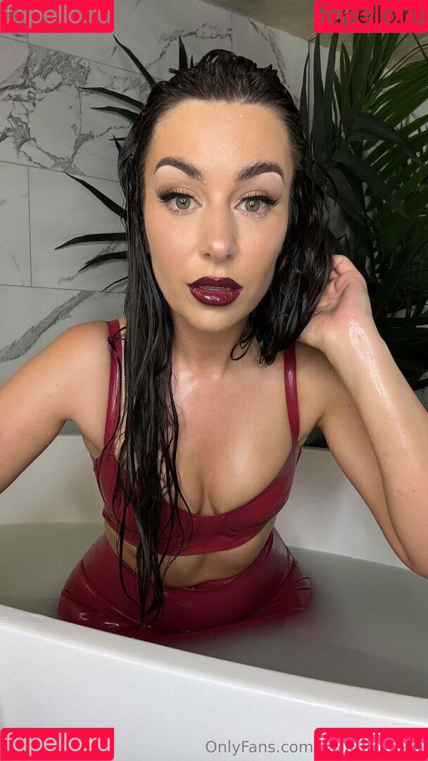 enticingemily Onlyfans Photo Gallery 