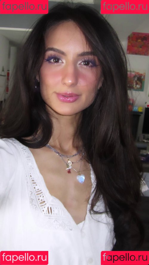 Eliza Ibarra Onlyfans Photo Gallery 