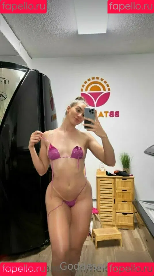 goddessguzman Onlyfans Photo Gallery 