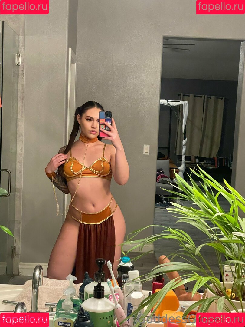 goddessguzman Onlyfans Photo Gallery 