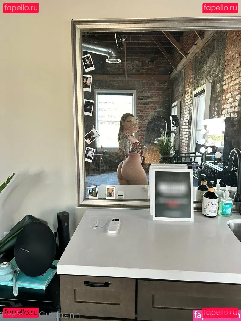 goddessguzman Onlyfans Photo Gallery 