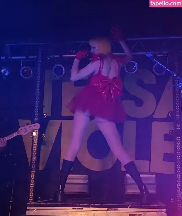 Tessa Violet Onlyfans Photo Gallery 