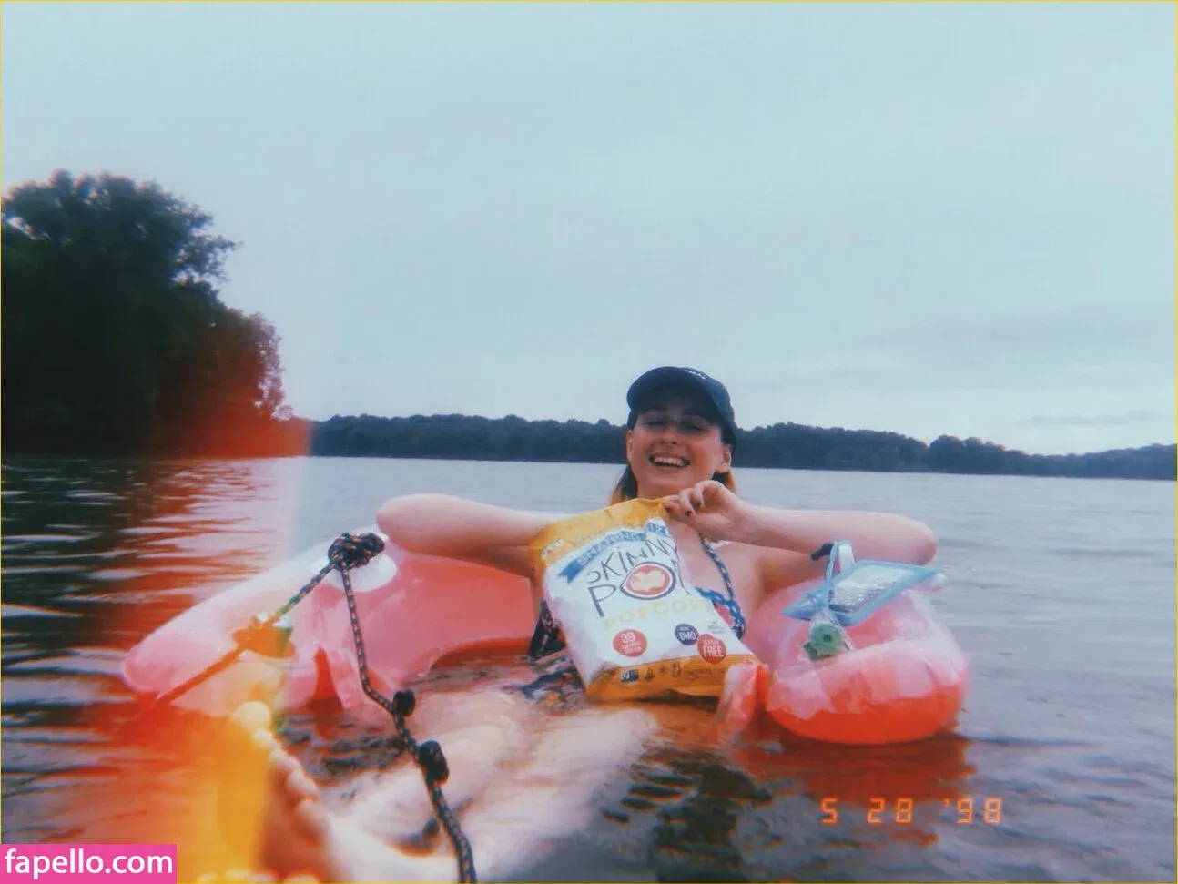 Tessa Violet Onlyfans Photo Gallery 