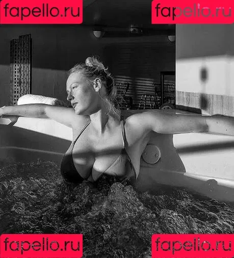 luizaconlaz Onlyfans Photo Gallery 