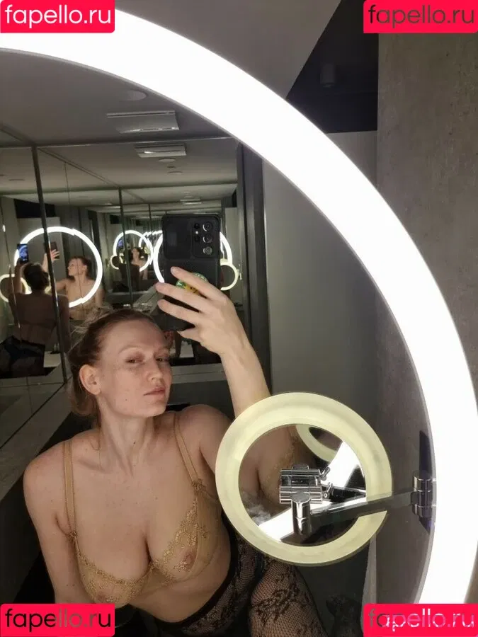 luizaconlaz Onlyfans Photo Gallery 