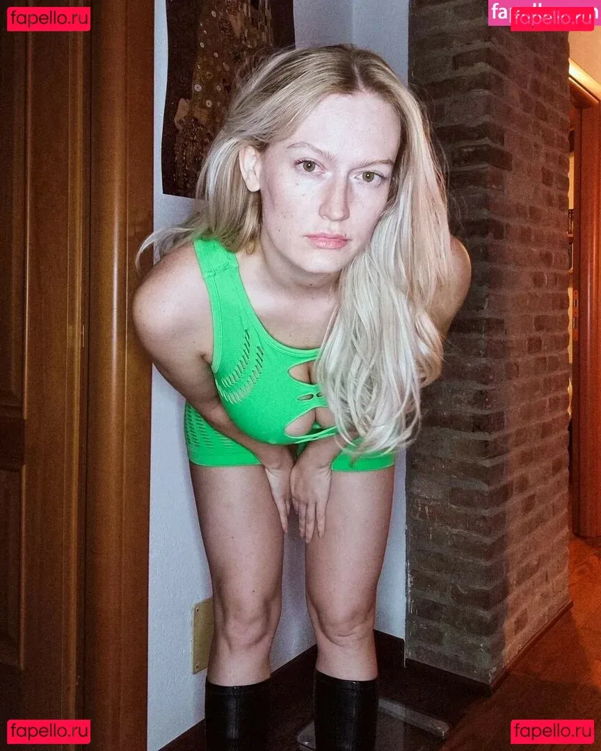 luizaconlaz Onlyfans Photo Gallery 