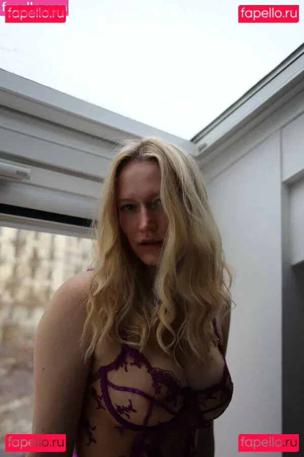 luizaconlaz Onlyfans Photo Gallery 