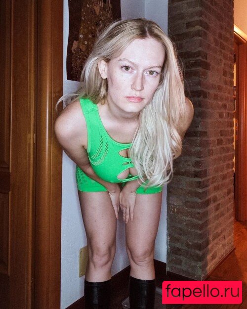 luizaconlaz Onlyfans Photo Gallery 