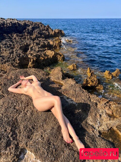 luizaconlaz Onlyfans Photo Gallery 