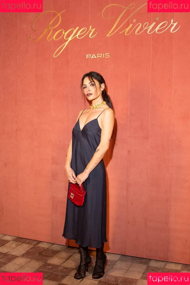 Sarah Shahi Onlyfans Photo Gallery 