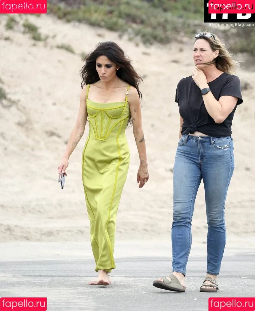 Sarah Shahi Onlyfans Photo Gallery 
