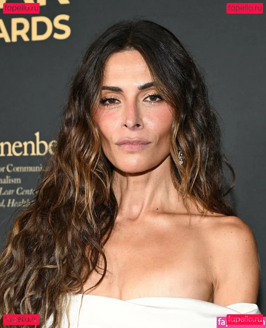 Sarah Shahi Onlyfans Photo Gallery 