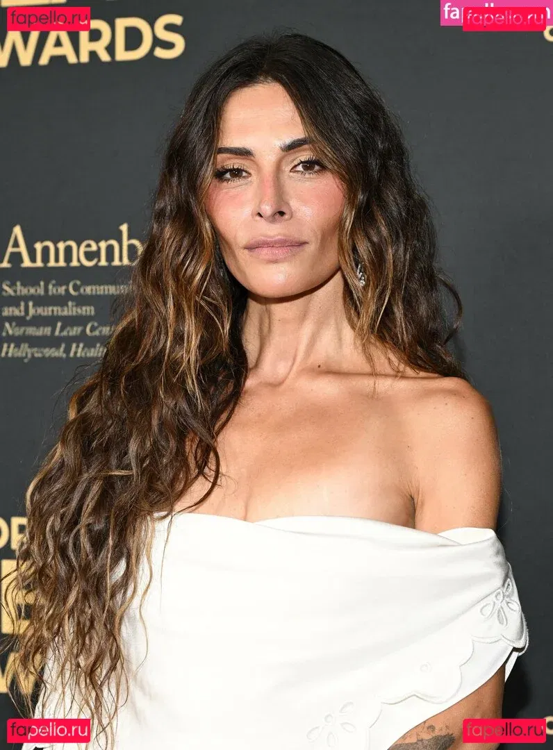 Sarah Shahi Onlyfans Photo Gallery 