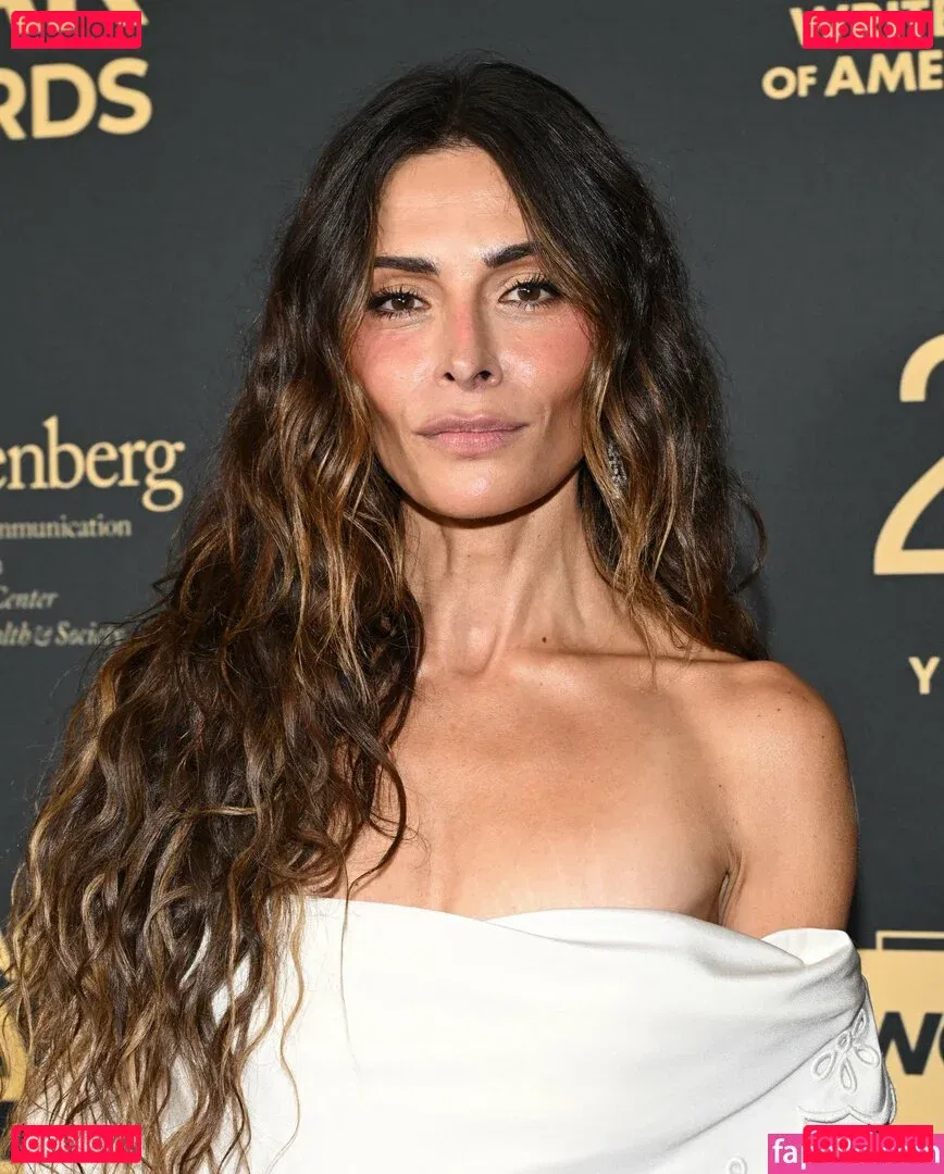 Sarah Shahi Onlyfans Photo Gallery 