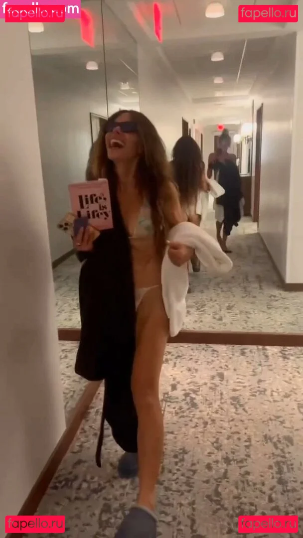 Sarah Shahi Onlyfans Photo Gallery 