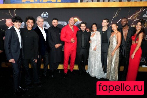 Sarah Shahi Onlyfans Photo Gallery 