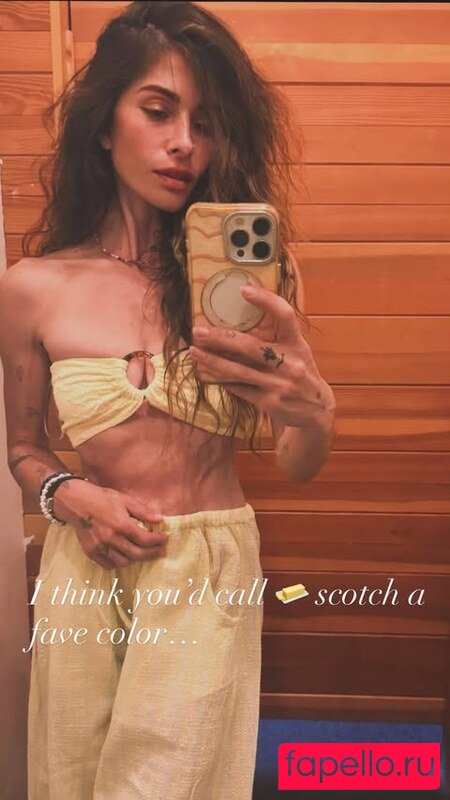 Sarah Shahi Nude Onlyfans Photo 12