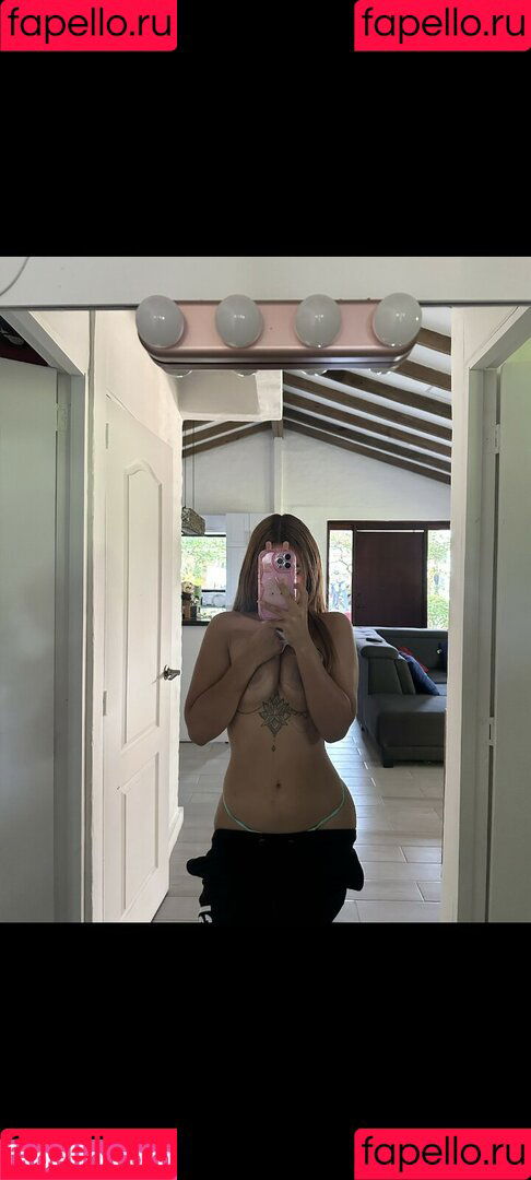 valen_r001 Onlyfans Photo Gallery 