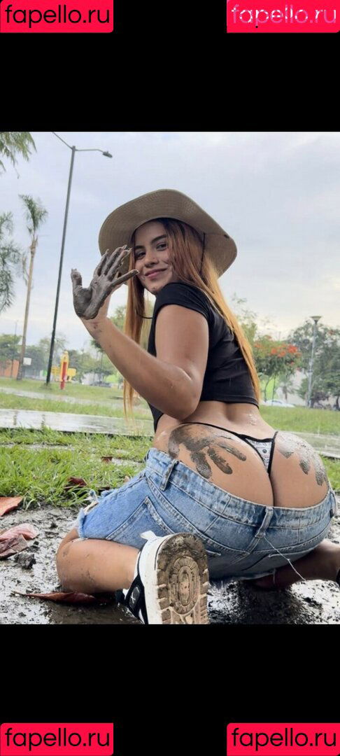 valen_r001 Onlyfans Photo Gallery 