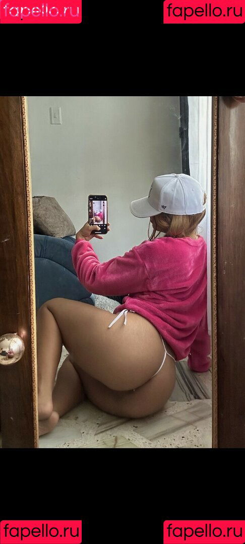 valen_r001 Onlyfans Photo Gallery 