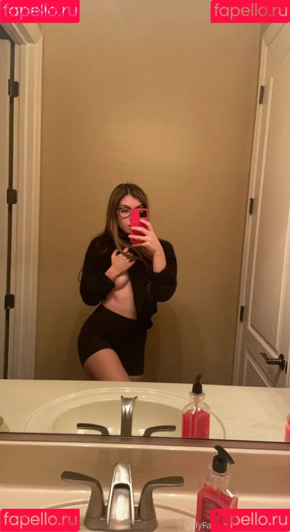 lanarhoads18 Onlyfans Photo Gallery 