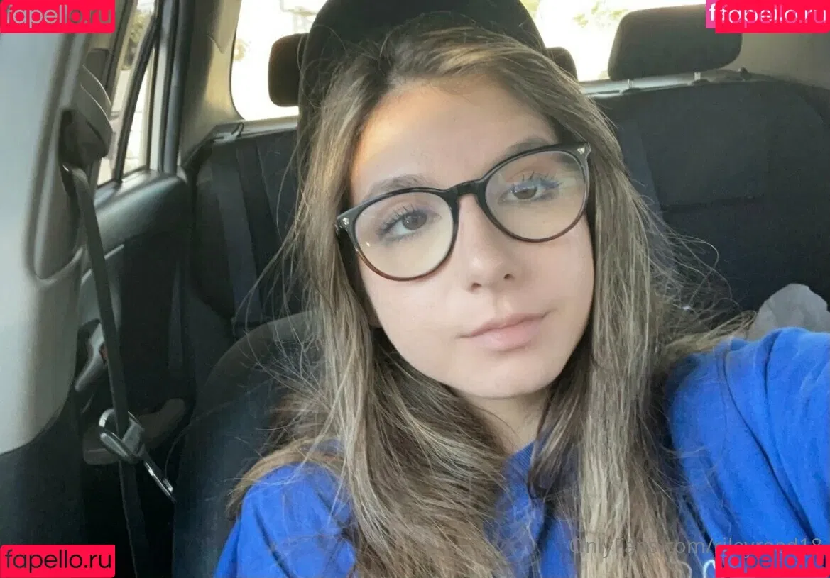 lanarhoads18 Onlyfans Photo Gallery 