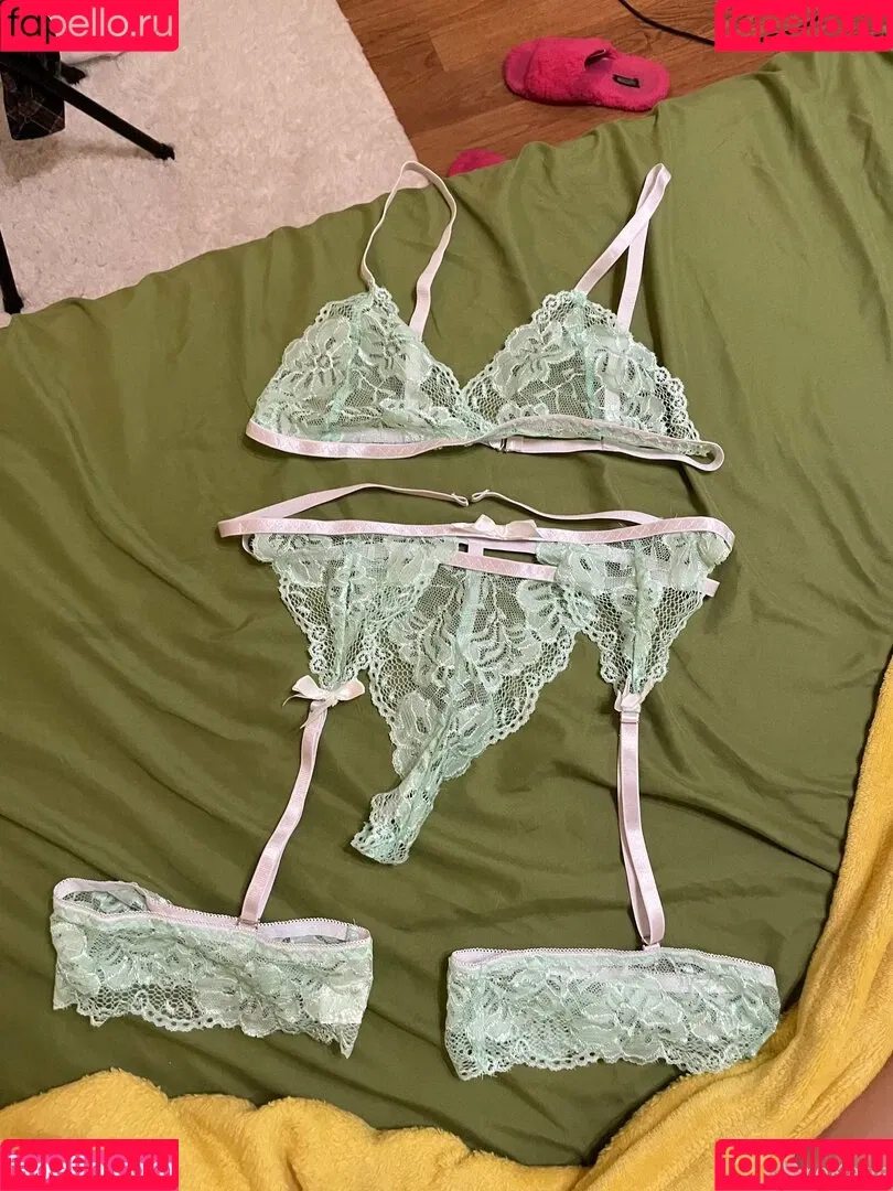 morekatie Onlyfans Photo Gallery 