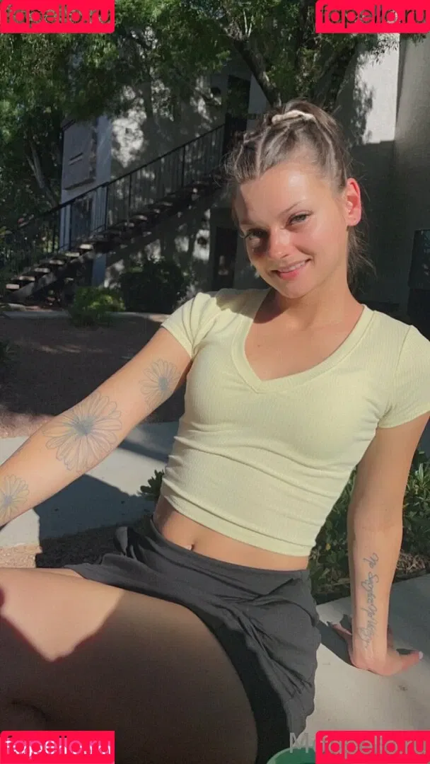 morekatie Onlyfans Photo Gallery 