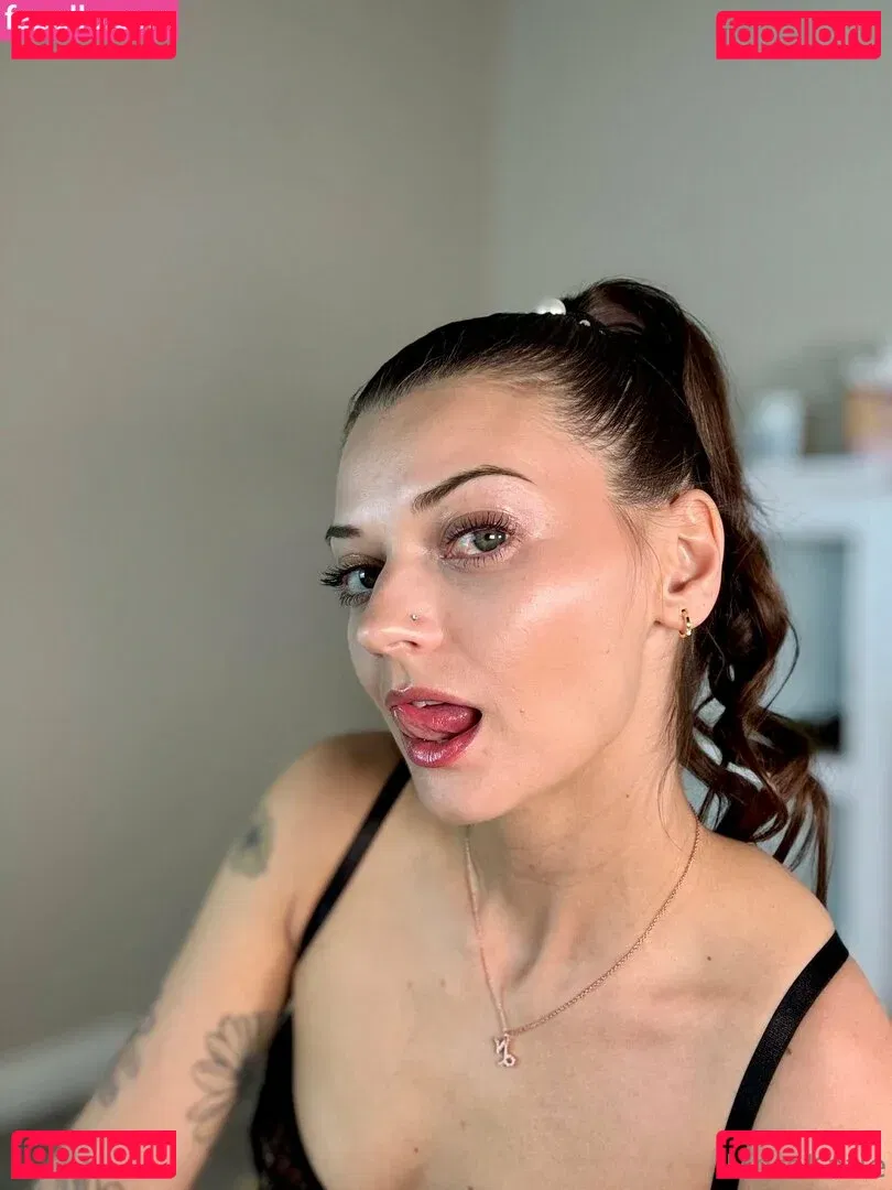 morekatie Onlyfans Photo Gallery 