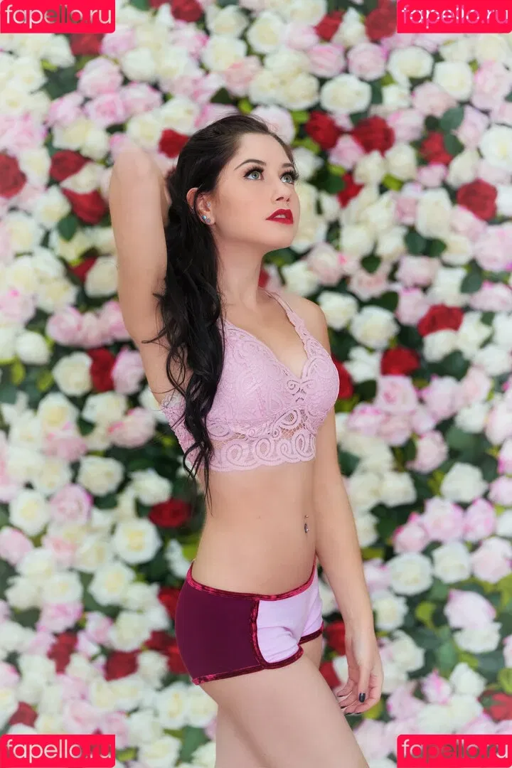 Daniella Claire Onlyfans Photo Gallery 