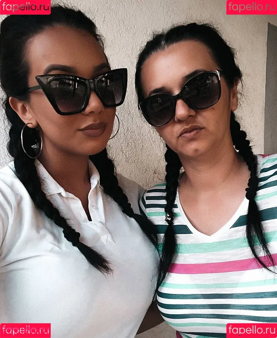 Emina Jahi Onlyfans Photo Gallery 