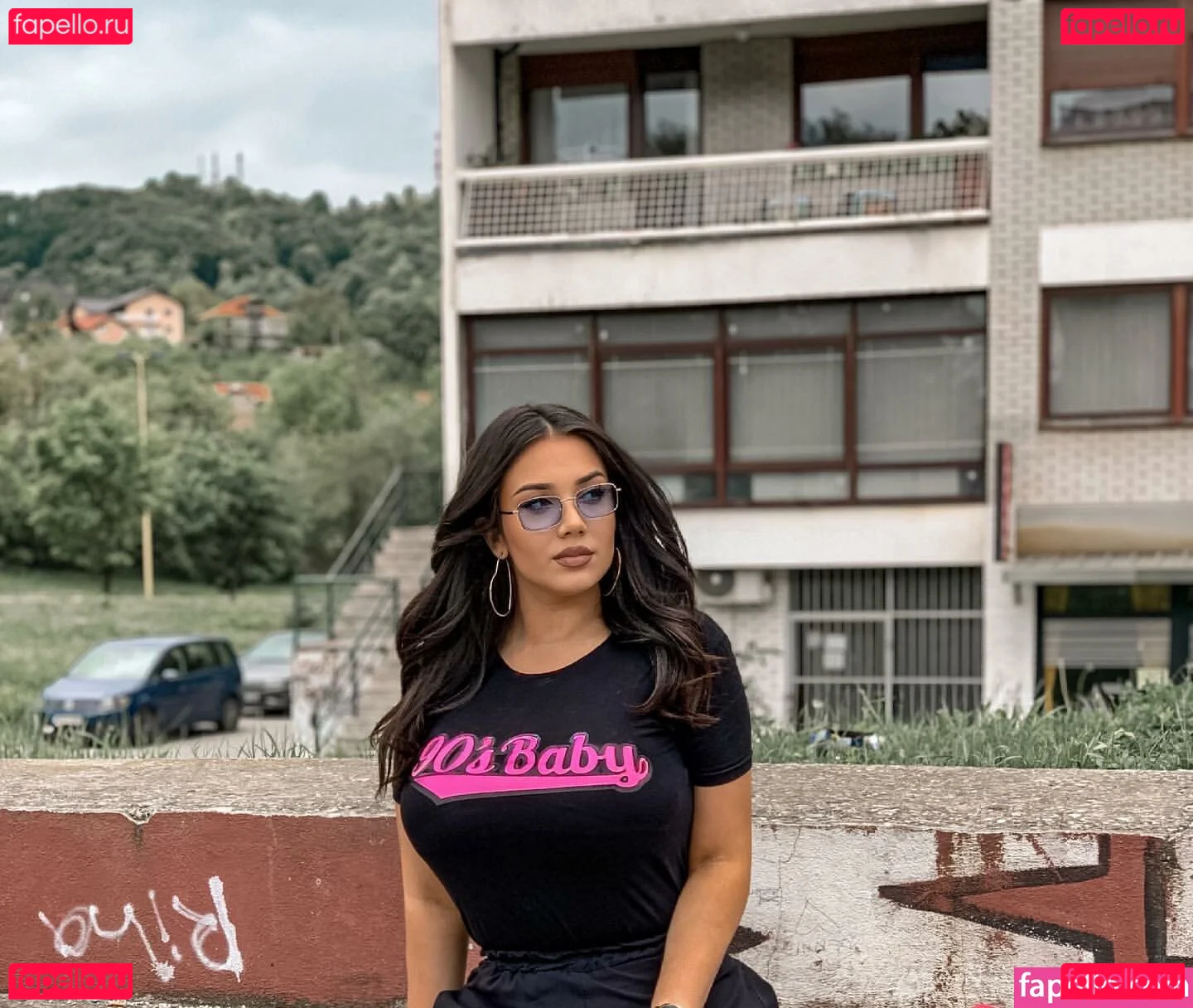 Emina Jahi Onlyfans Photo Gallery 