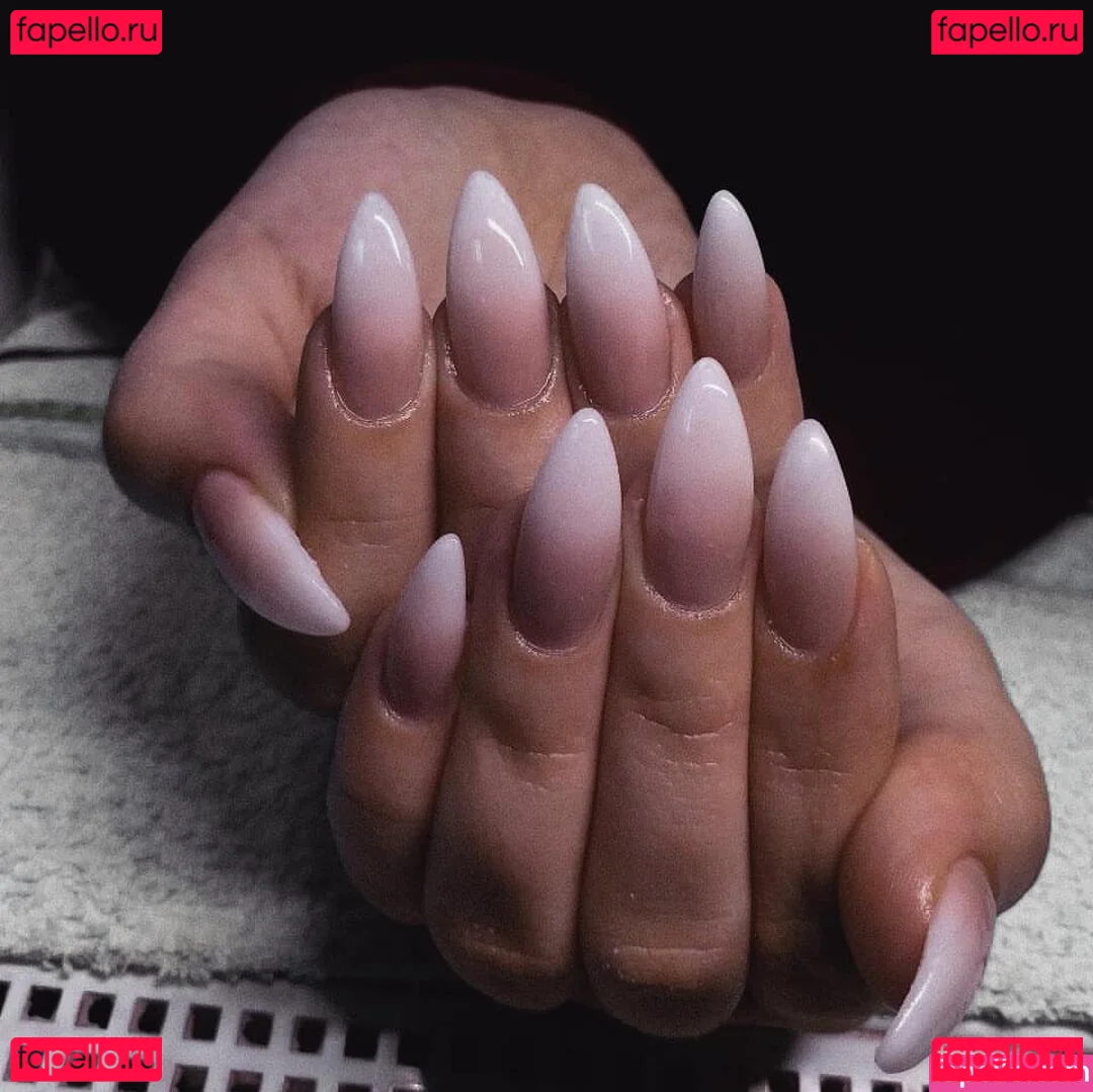 Emina Jahi Onlyfans Photo Gallery 