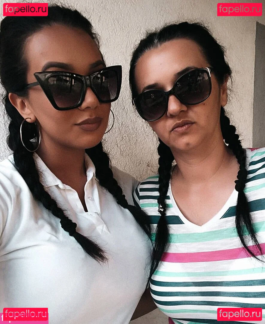 Emina Jahi Onlyfans Photo Gallery 