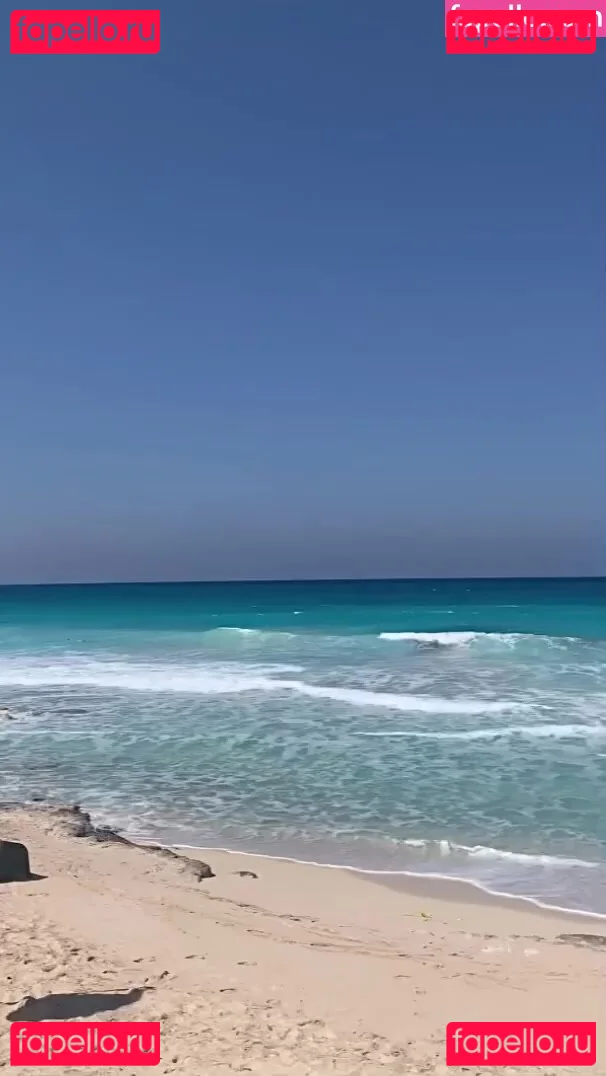 Emina Jahi Onlyfans Photo Gallery 